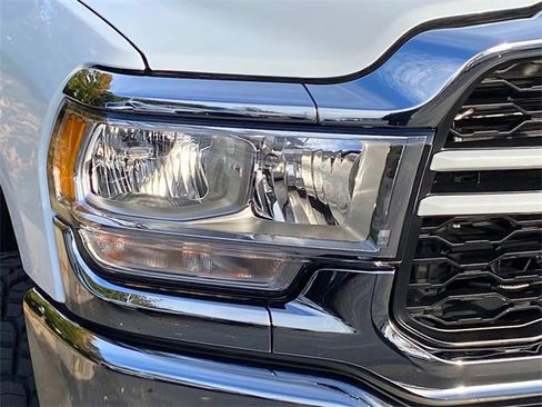 Used 2024 RAM 3500 Tradesman w/ Chrome Appearance Group image 4