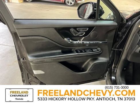 Used 2023 Lincoln Corsair AWD image 18