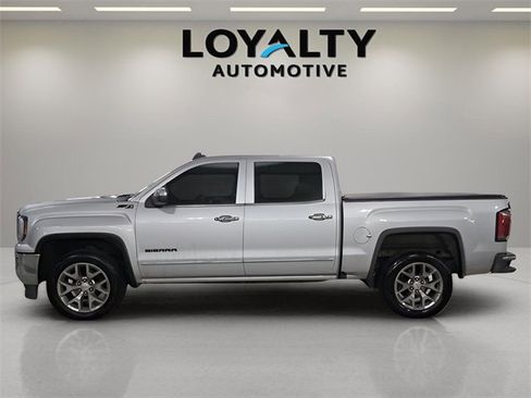Used 2018 GMC Sierra 1500 SLT w/ SLT Premium Package image 2