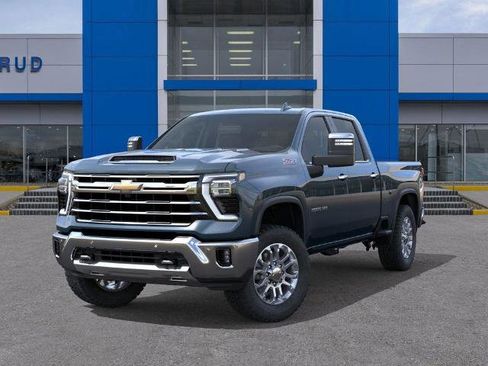 New 2026 Chevrolet Silverado 2500 LTZ w/ LTZ Premium Package image 6