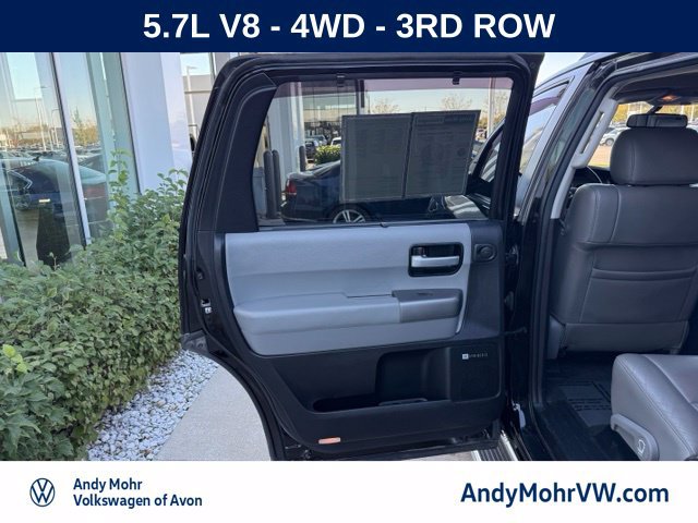 Used 2017 Toyota Sequoia Limited w/ Safety & Convenience Package AWD/4WD image 19