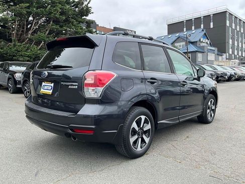 Used 2017 Subaru Forester 2.5i Limited w/ Protection Package #2 AWD/4WD image 8