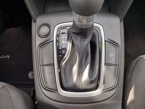 Used 2020 Hyundai Kona SE FWD image 18