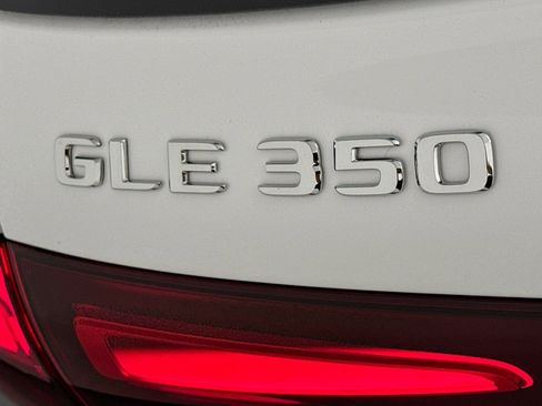 New 2026 Mercedes-Benz GLE 350 4MATIC image 9