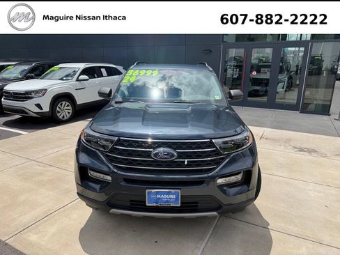 Used 2024 Ford Explorer XLT w/ Equipment Group 202A AWD/4WD image 4