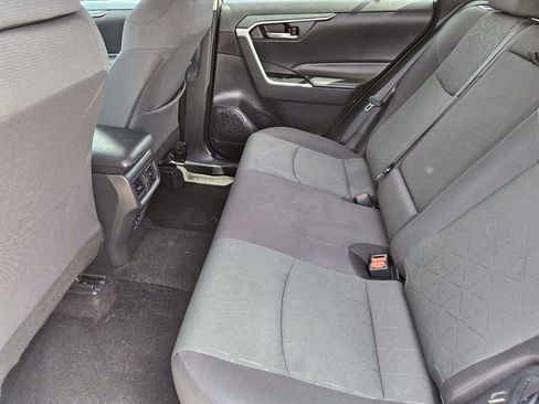 Used 2024 Toyota RAV4 XLE FWD image 35