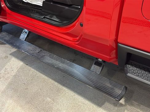 Used 2024 GMC Sierra 2500 Pro w/ Convenience Package image 18