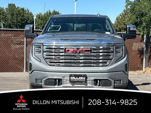 Used 2025 GMC Sierra 1500 Denali AWD/4WD image 12