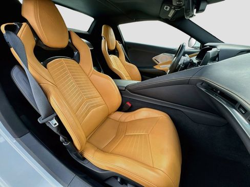 Used 2020 Chevrolet Corvette Stingray Preferred Conv w/ 2LT Preferred Equipment Group RWD image 31