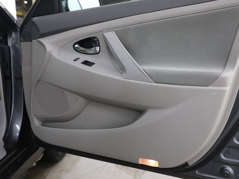 Used 2008 Toyota Camry LE image 9