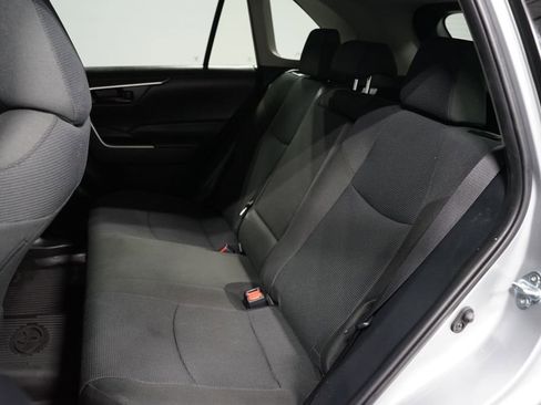 Certified 2025 Toyota RAV4 LE image 27