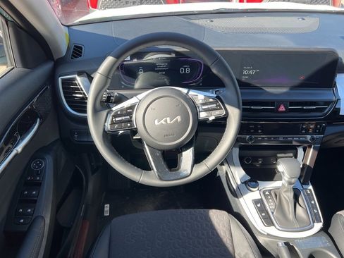 New 2026 Kia Seltos S image 10