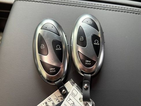 Used 2026 Hyundai Santa Fe Calligraphy AWD/4WD image 18