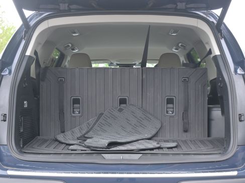 Certified 2023 Subaru Ascent Limited AWD/4WD image 33