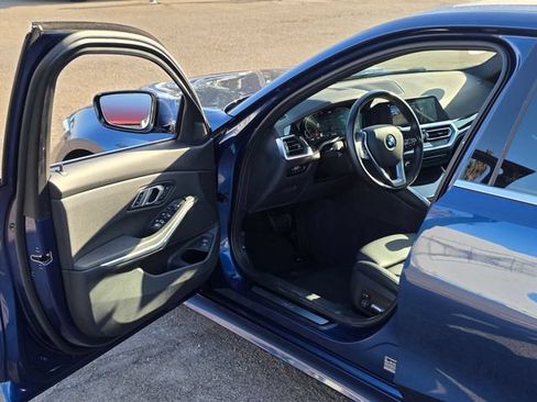 Used 2021 BMW 330i Sedan w/ Convenience Package RWD image 39