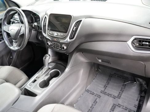 Used 2020 Chevrolet Equinox LT FWD image 24