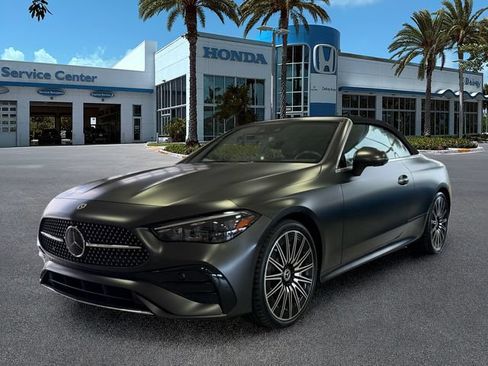Used 2024 Mercedes-Benz CLE 450 4MATIC Cabriolet image 4