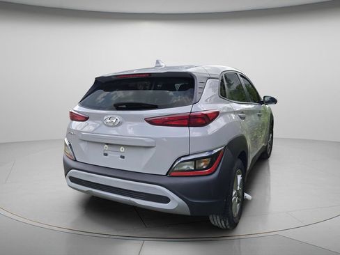 Used 2023 Hyundai Kona SE FWD image 8