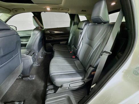 Certified 2023 INFINITI QX60 Luxe w/ Vision Package AWD/4WD image 33