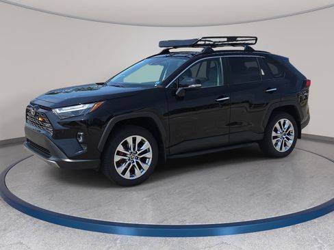 Used 2025 Toyota RAV4 Limited FWD image 1