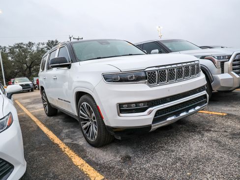 Used 2024 Jeep Grand Wagoneer Series III image 6