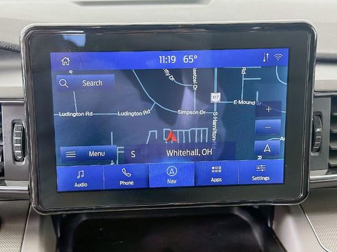 Used 2023 Ford Explorer XLT w/ Equipment Group 202A AWD/4WD image 35