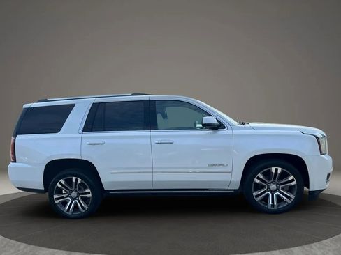 Used 2020 GMC Yukon Denali w/ Denali Premium Package AWD/4WD image 4