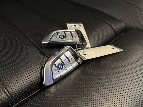 Used 2021 BMW X5 M50i AWD/4WD image 55