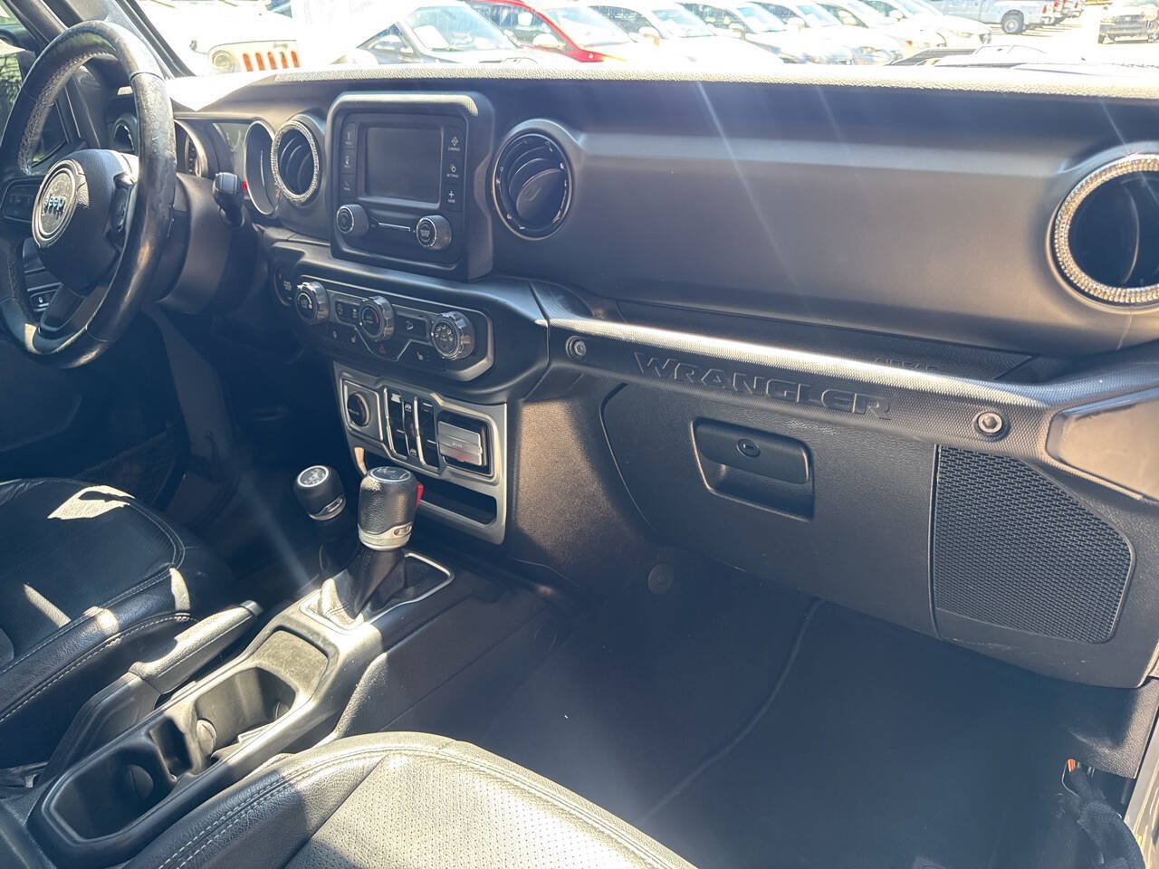 Used 2019 Jeep Wrangler Unlimited Sport S AWD/4WD image 17