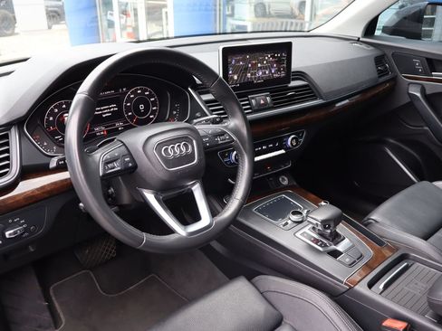 Used 2019 Audi Q5 2.0T Premium Plus w/ Premium Plus Package AWD/4WD image 9