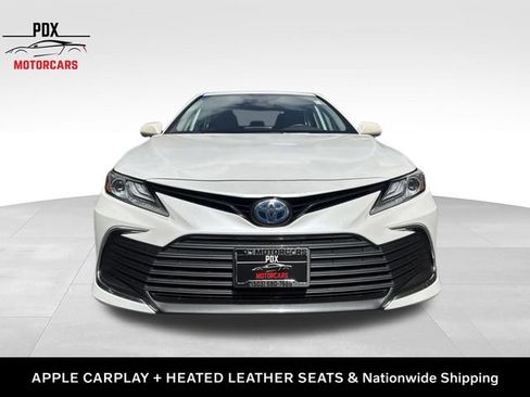 Used 2022 Toyota Camry XLE FWD image 11