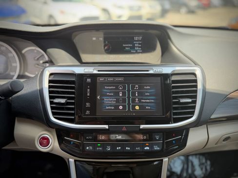 Used 2017 Honda Accord EX-L image 15