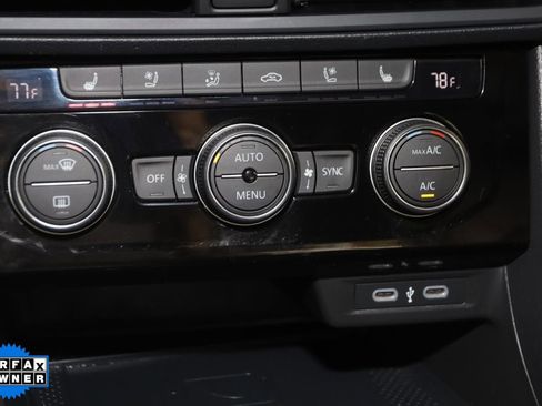 Used 2024 Volkswagen Jetta GLI Autobahn image 27