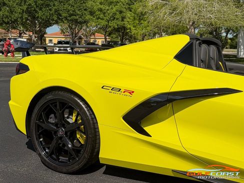 Used 2022 Chevrolet Corvette Stingray Premium Conv image 62