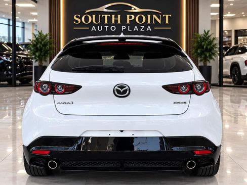 Used 2019 MAZDA MAZDA3 Hatchback w/ Premium Package FWD image 6