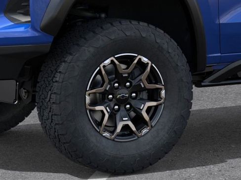 New 2026 Chevrolet Colorado ZR2 image 9