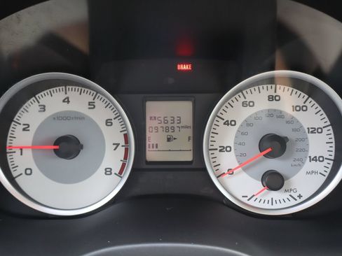 Used 2013 Subaru Impreza 2.0i AWD/4WD image 32