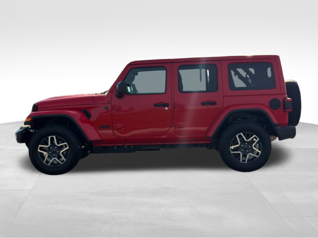 Used 2026 Jeep Wrangler Unlimited Sahara AWD/4WD image 25