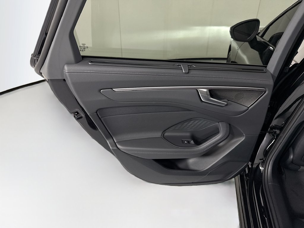 Used 2026 Audi A6 Premium Plus w/ Premium Plus Package AWD/4WD image 27
