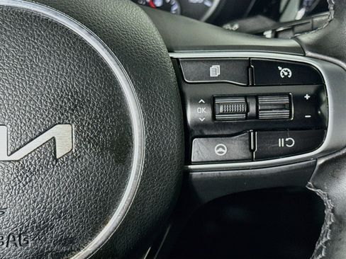 Used 2022 Kia K5 GT-Line FWD image 13