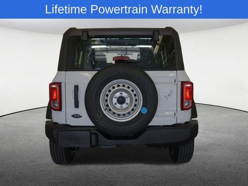 New 2025 Ford Bronco 4-Door image 12