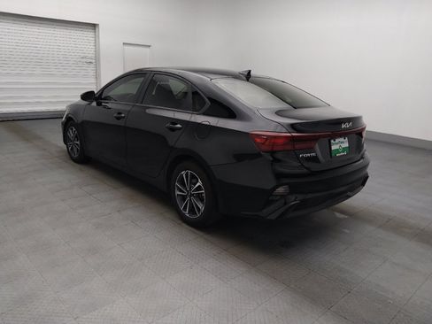 Used 2024 Kia Forte LXS w/ LXS Technology Package FWD image 3