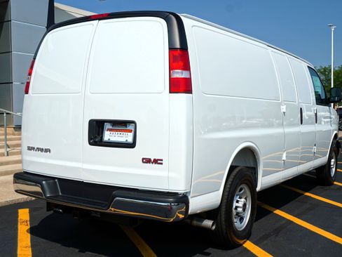 New 2025 GMC Savana 3500 Extended w/ Driver Convenience Package image 8