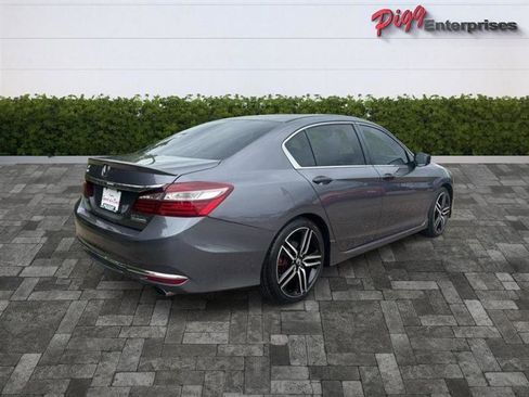 Used 2017 Honda Accord Sport Special Edition image 7