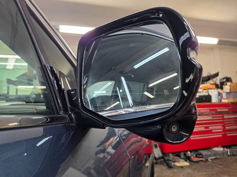Used 2016 Honda Pilot Touring image 41