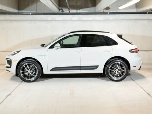 Certified 2026 Porsche Macan AWD/4WD image 2