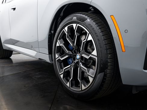 Used 2025 BMW X3 M50 AWD/4WD image 23