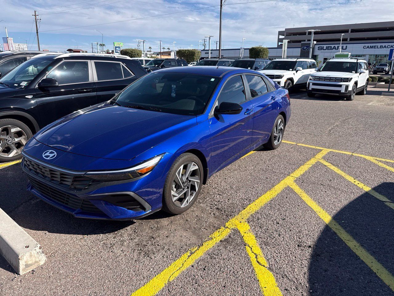 Used 2025 Hyundai Elantra Sport FWD image 1