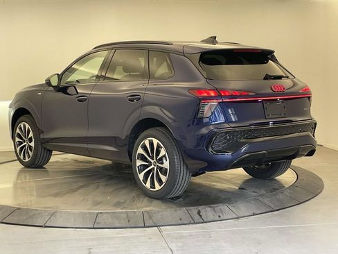 New 2026 Audi Q3 quattro 2.0T AWD/4WD image 3
