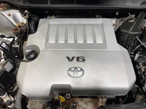 Used 2010 Toyota Venza AWD w/ Premium Pkg #2 image 20